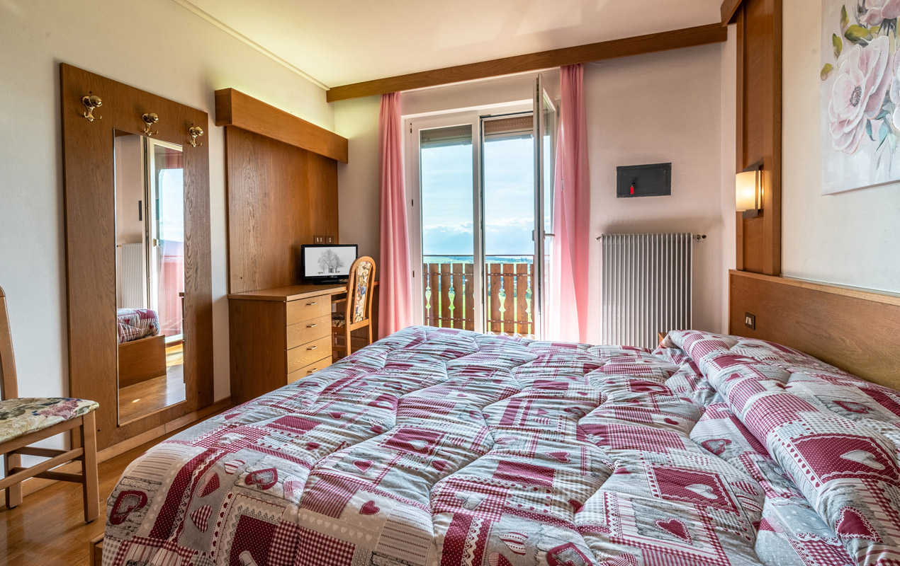 Stanza Albergo Bucaneve